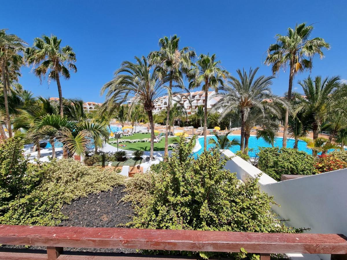Studio Apartment No 1 Directly On The Beach And Sea, Terrace, Heated Pool, Wifi Playa de las Américas Exterior foto