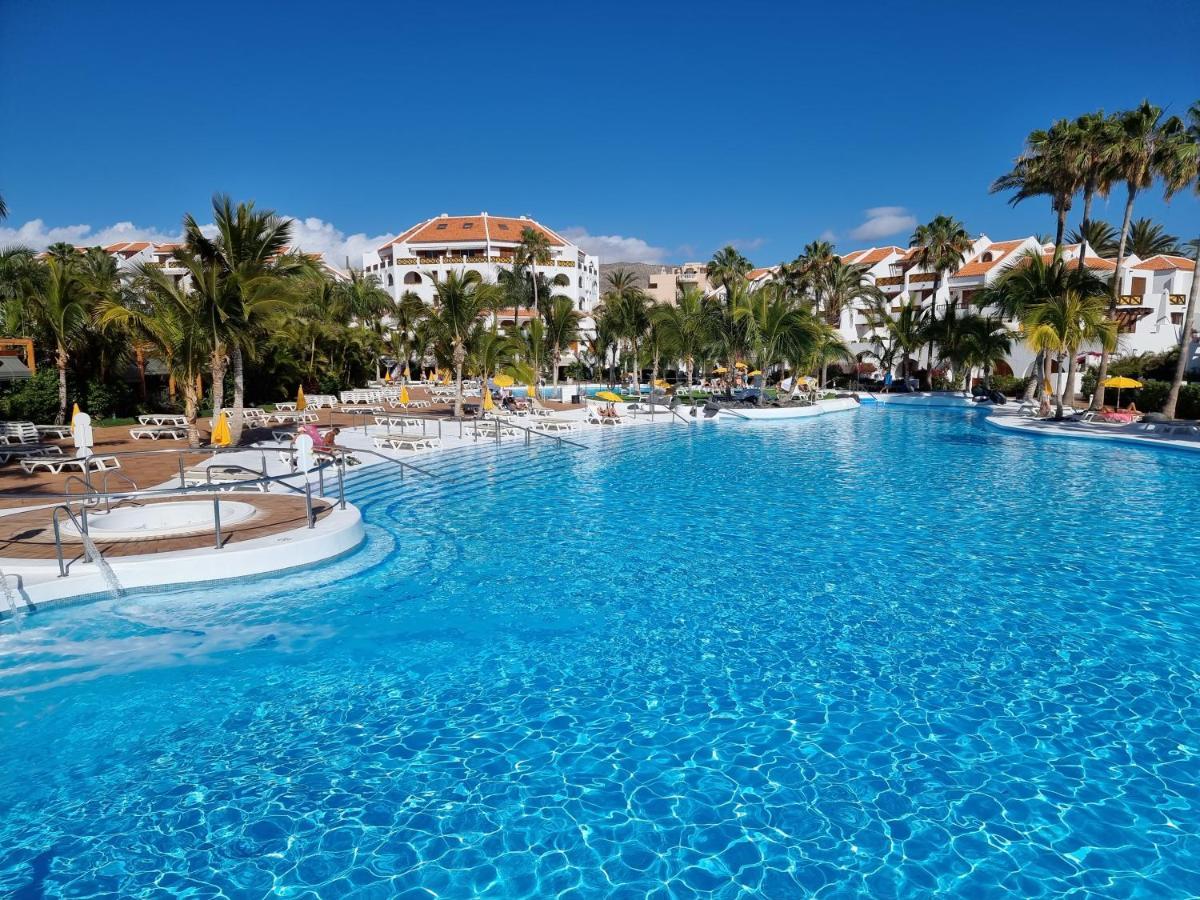 Studio Apartment No 1 Directly On The Beach And Sea, Terrace, Heated Pool, Wifi Playa de las Américas Exterior foto
