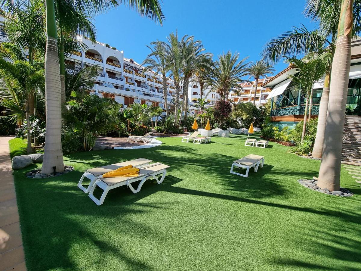 Studio Apartment No 1 Directly On The Beach And Sea, Terrace, Heated Pool, Wifi Playa de las Américas Exterior foto